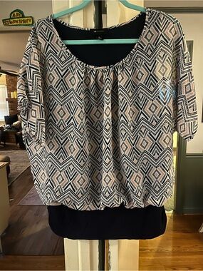 AB Studio navy/pink/white Geometric Blouson Top